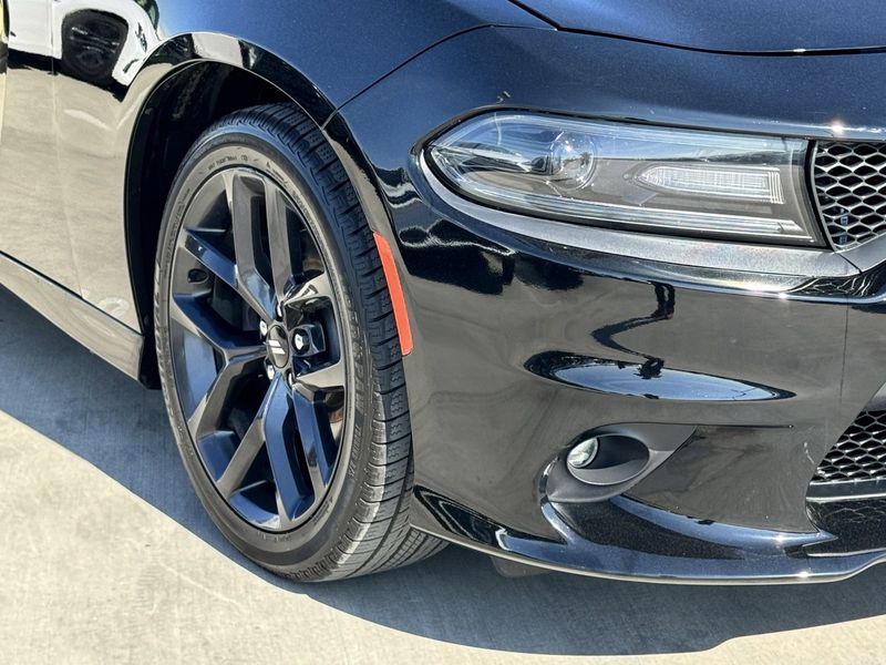 2019 Dodge Charger R/TImage 4