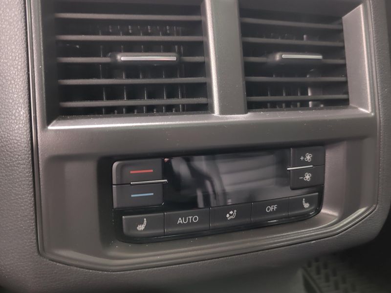 Used 2023 Volkswagen Atlas V6 AWD SEL Premium R-Line w/SunroofImage 20