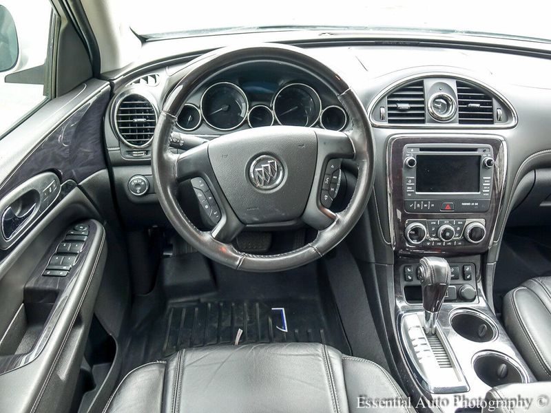 2017 Buick Enclave Leather photo 4