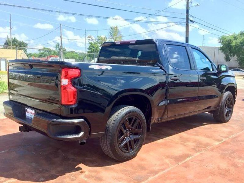 Used 2022 Chevrolet Silverado 1500 LTD CustomImage 5