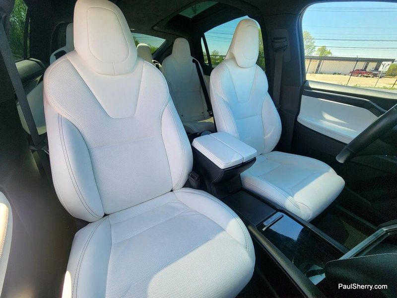 2018 Tesla Model X P100DImage 2