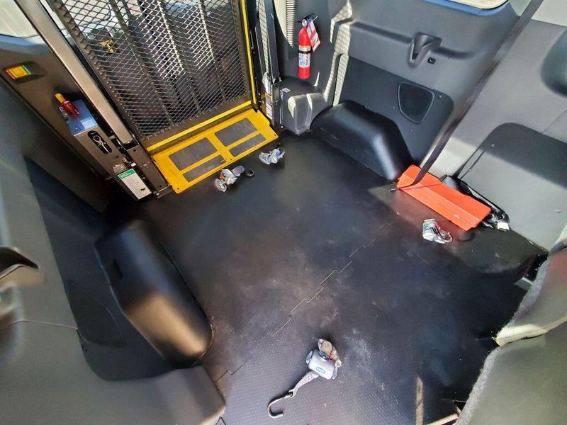 Used 2020 Ford Transit-150 Passenger Van XLImage 22