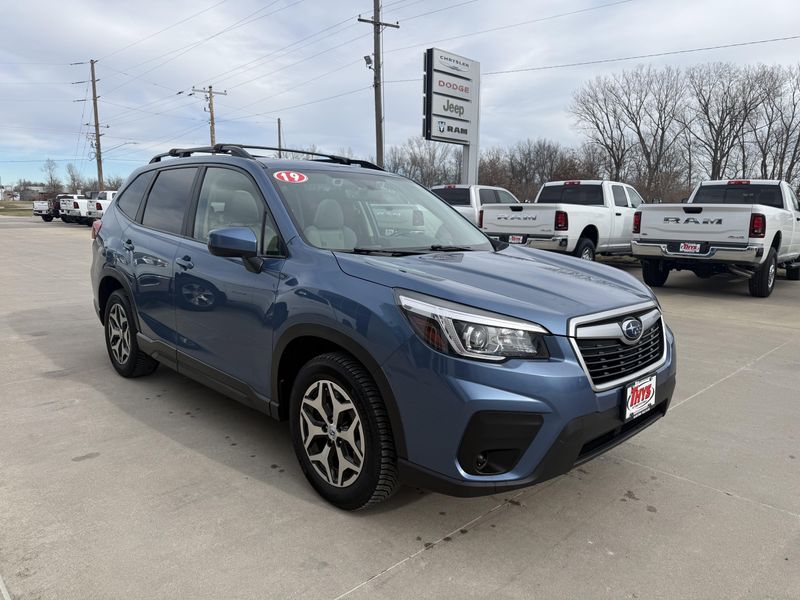 Used 2019 Subaru Forester PremiumImage 40