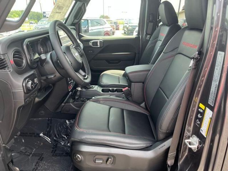 2025 Jeep Wrangler 4-door Rubicon
