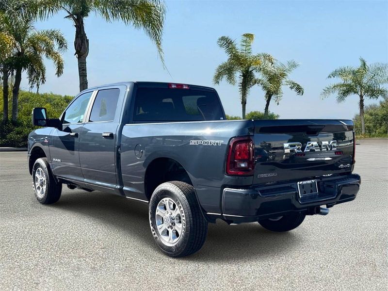 New 2026 RAM 2500 Big Horn Crew Cab 4x4 6'4' Box