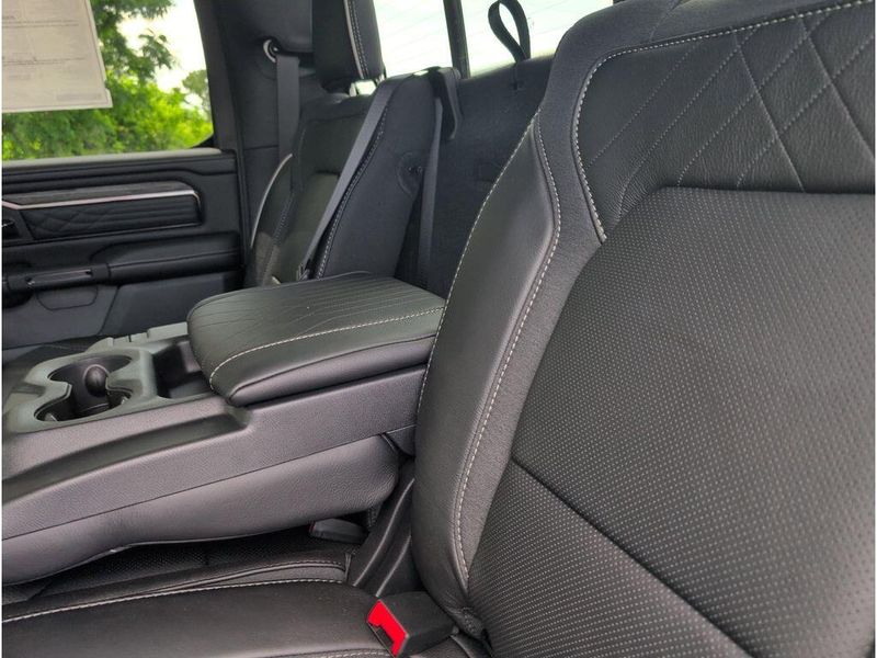 2025 RAM 1500 Limited Crew Cab 4x4 5