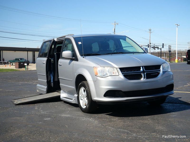 Used 2013 Dodge Grand Caravan SXT