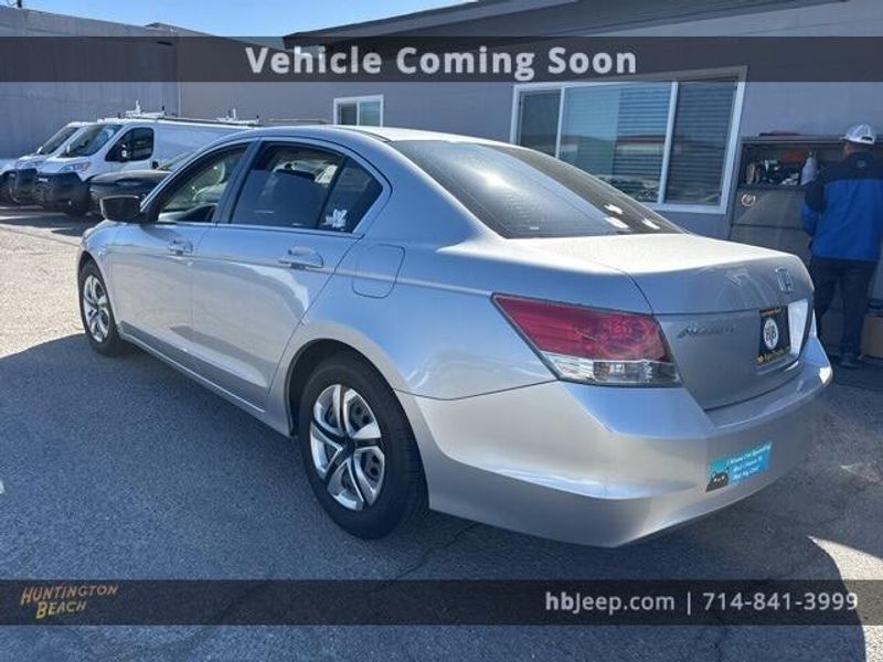 2010 Honda Accord LXImage 7
