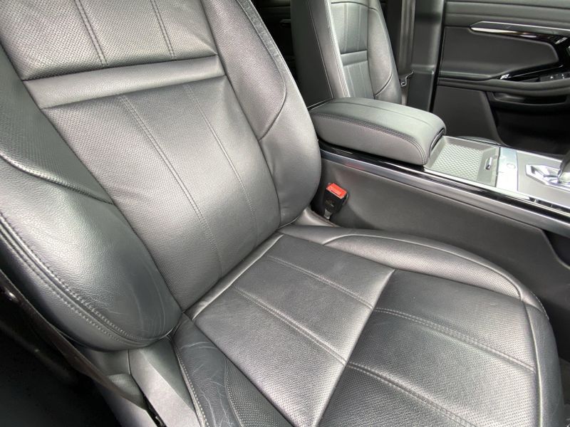 Used 2020 Land Rover Range Rover Evoque SEImage 13