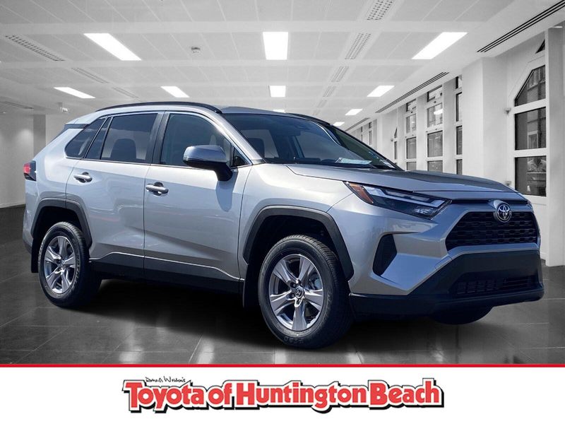 New 2025 Toyota RAV4 XLEImage 1