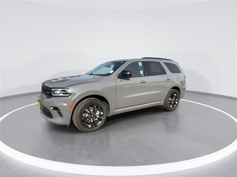 New 2026 Dodge Durango Gt RwdImage 4