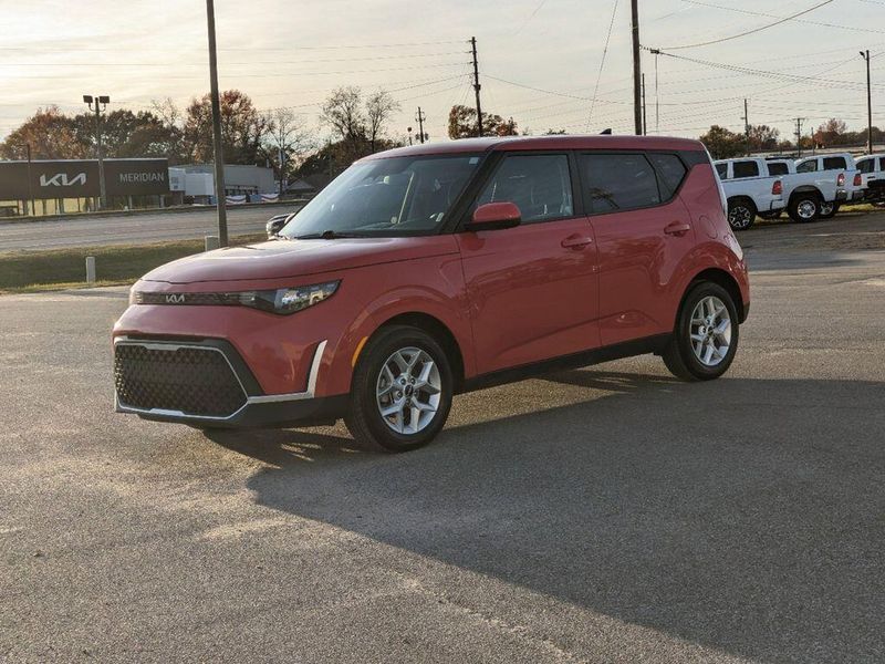 2024 Kia Soul LXImage 7