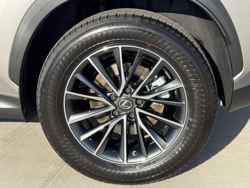 New 2026 Lexus NX 450h+ PremiumImage 16