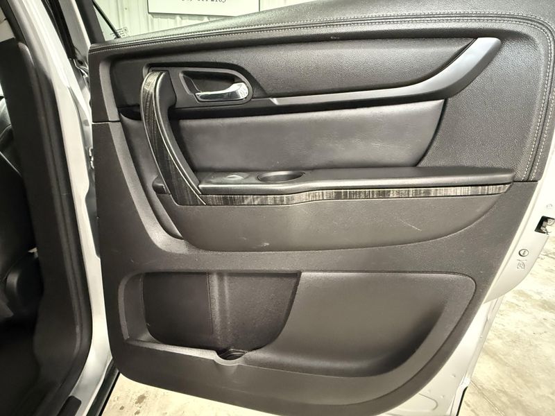 Used 2014 GMC Acadia SLTImage 9