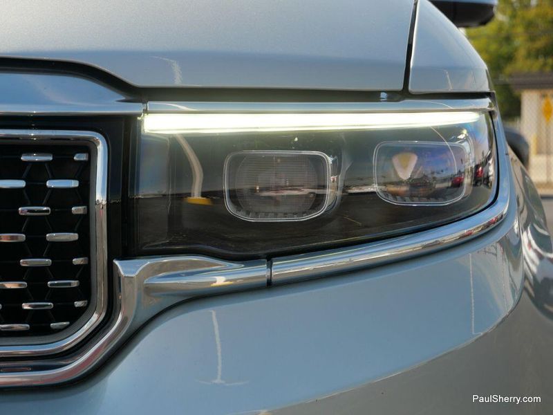 2023 Jeep Grand Wagoneer L II photo 19