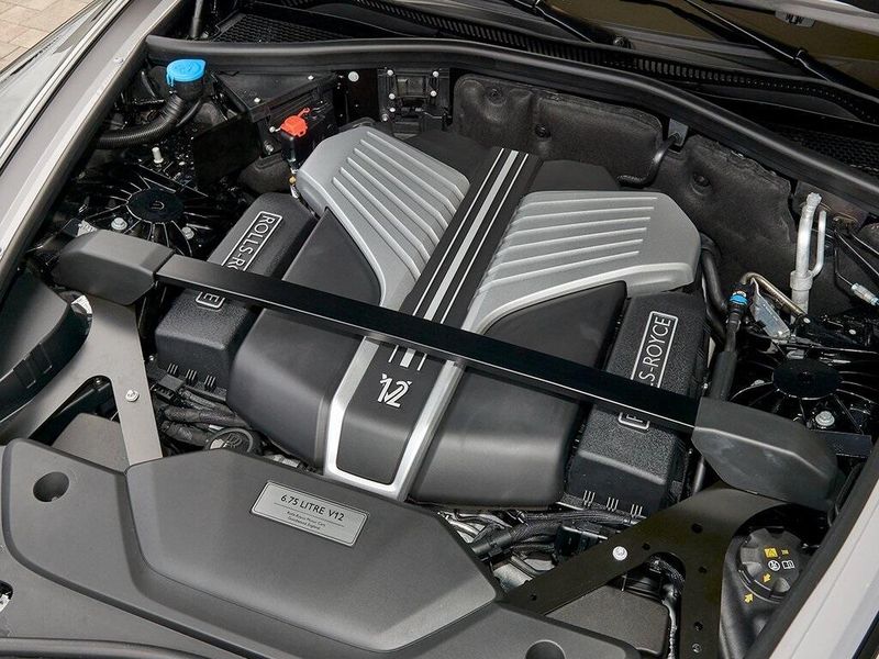 2025 Rolls-Royce Phantom Image 27