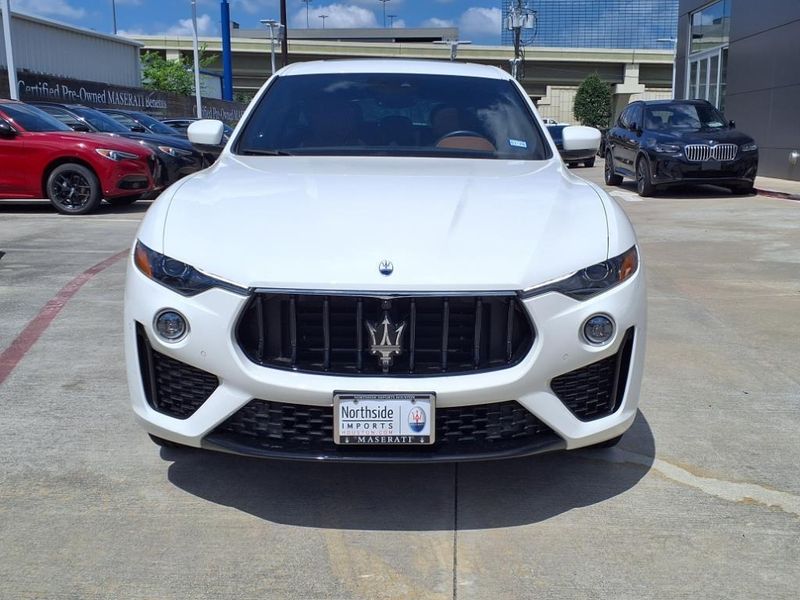 2022 Maserati Levante ModenaImage 18