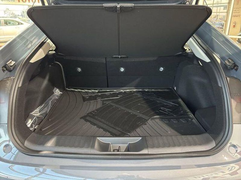 New 2026 Toyota Prius XLEImage 25