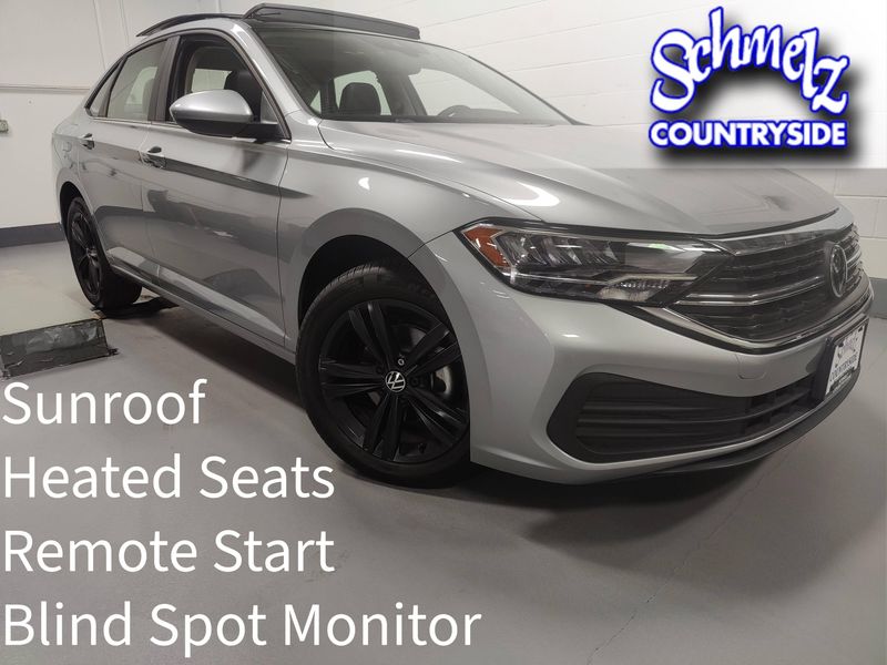 2024 Volkswagen Jetta SE w/Sunroof/Black Wheel PkgImage 1