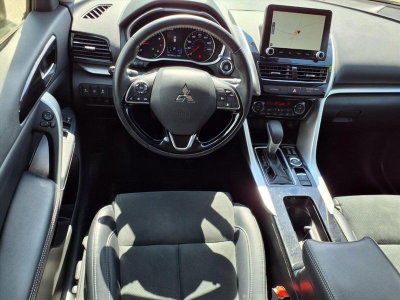 2024 Mitsubishi Eclipse Cross SE photo 17