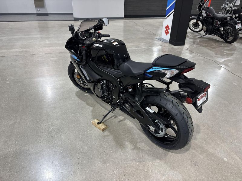 New 2027 Suzuki GSX-R600 Image 13