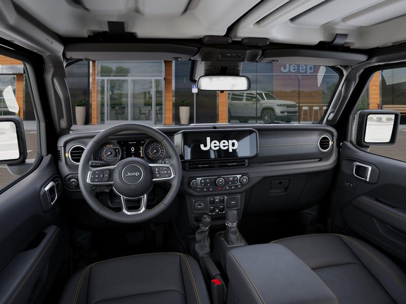 New 2027 Jeep Wrangler 4-door SaharaImage 40