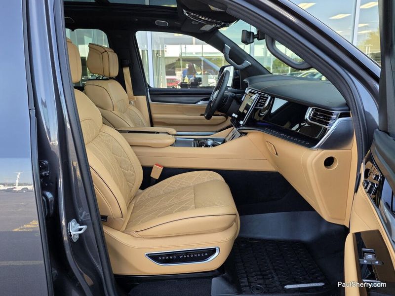2026 Jeep Grand Wagoneer Summit Reserve Black