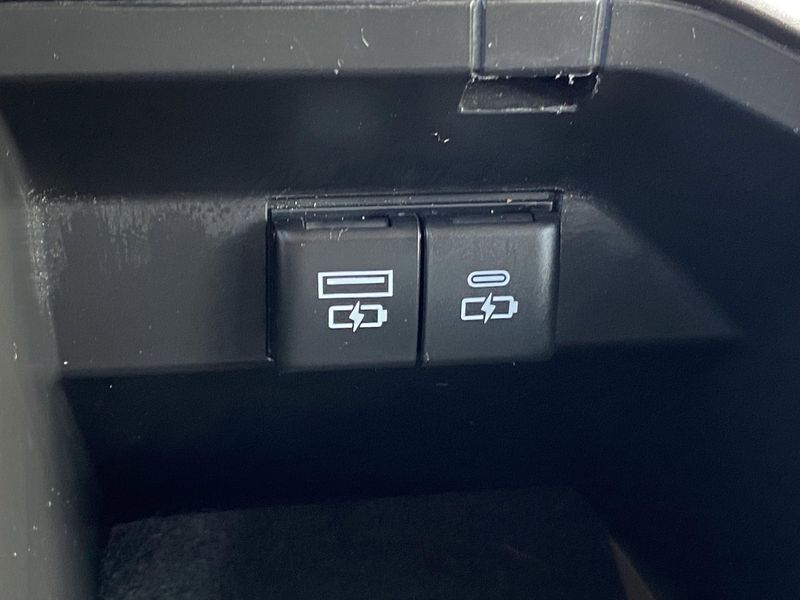 Used 2024 Toyota Camry SEImage 23