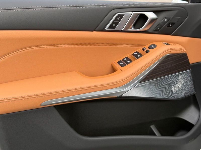 New 2026 BMW X5 M60iImage 15