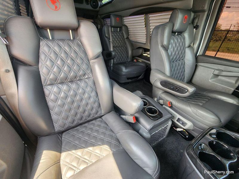 2022 GMC Savana Image 43