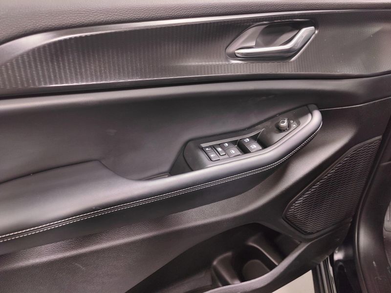 Used 2024 Jeep Grand Cherokee Laredo X Lux Tech V6 4x4Image 26