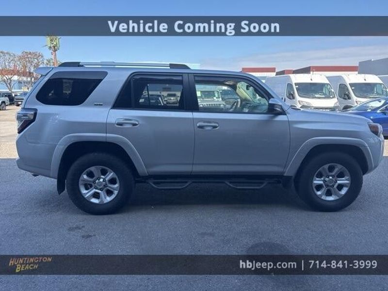 2021 Toyota 4Runner SR5Image 4
