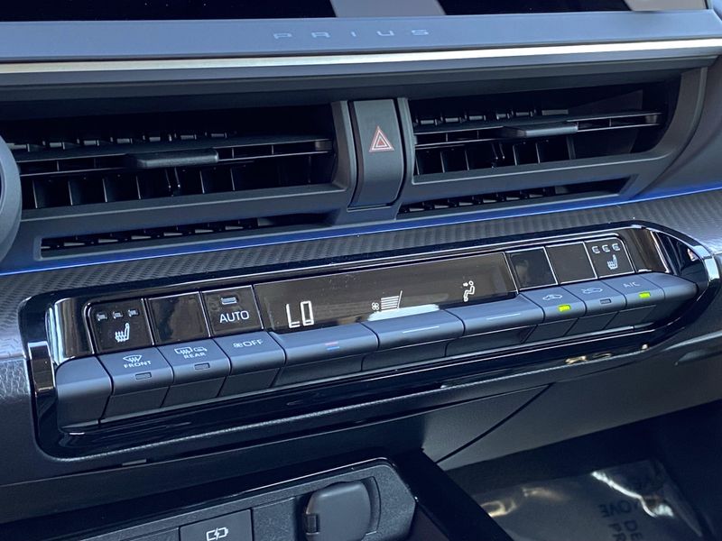 New 2026 Toyota Prius XLEImage 17
