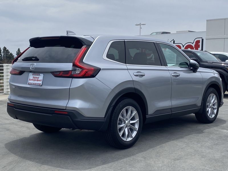 Used 2025 Honda CR-V EX-LImage 4