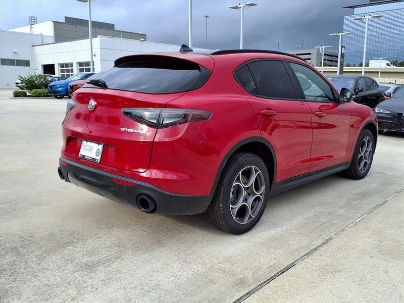 New 2026 Alfa Romeo Stelvio Image 7