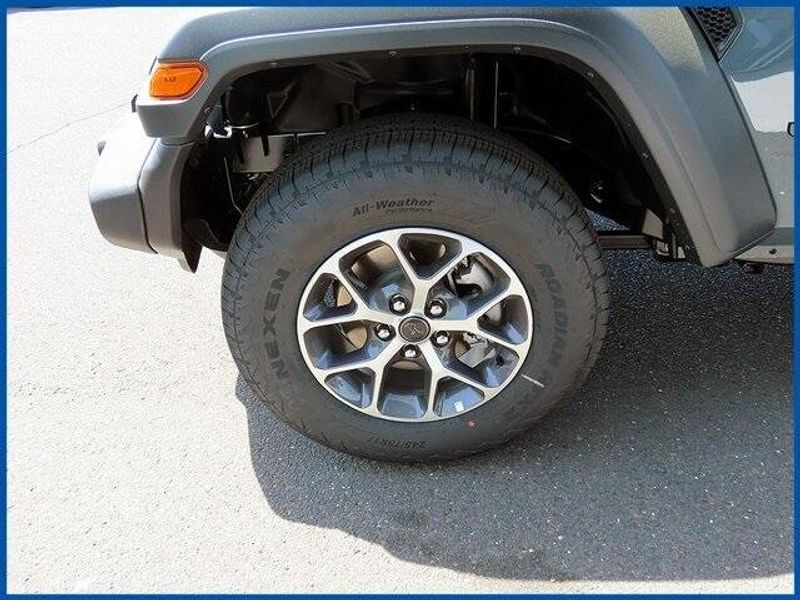 2025 Jeep Wrangler Sport SImage 4