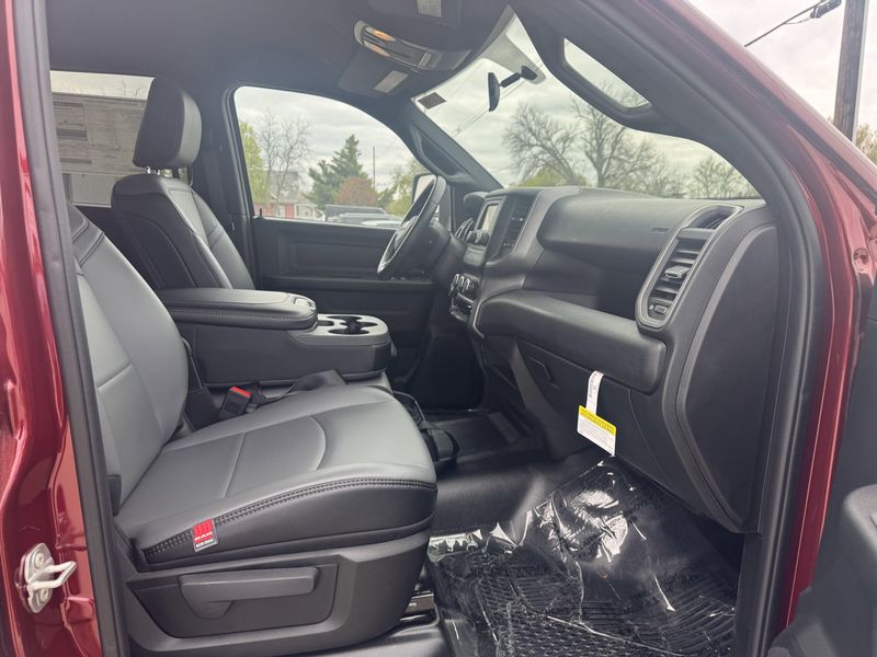 2024 RAM 2500 TradesmanImage 13