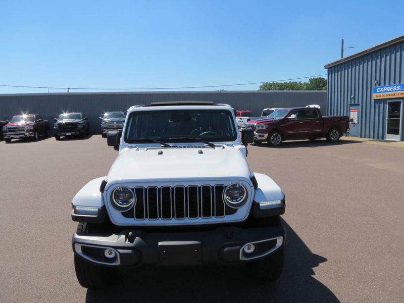 Used 2025 Jeep Wrangler 4xE Sahara 4x4 4dr SUVImage 3