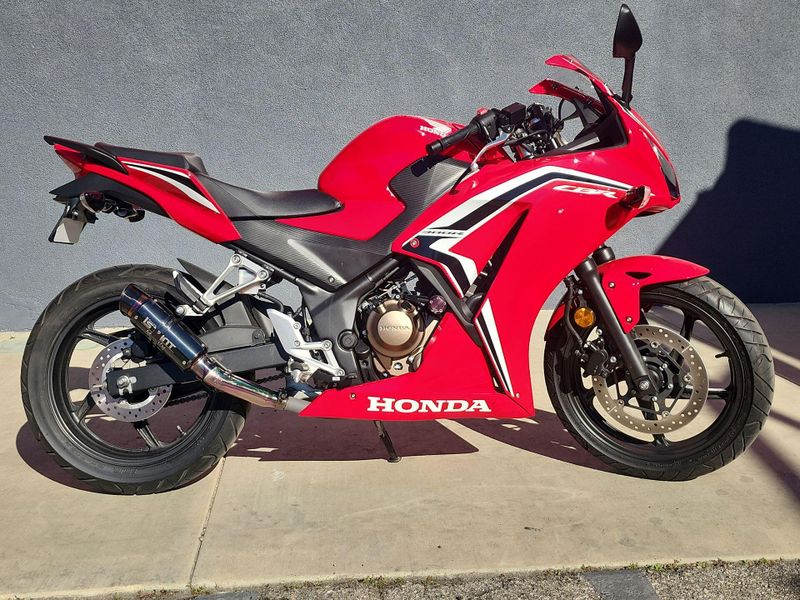 Used 2022 Honda CBR300R Image 11