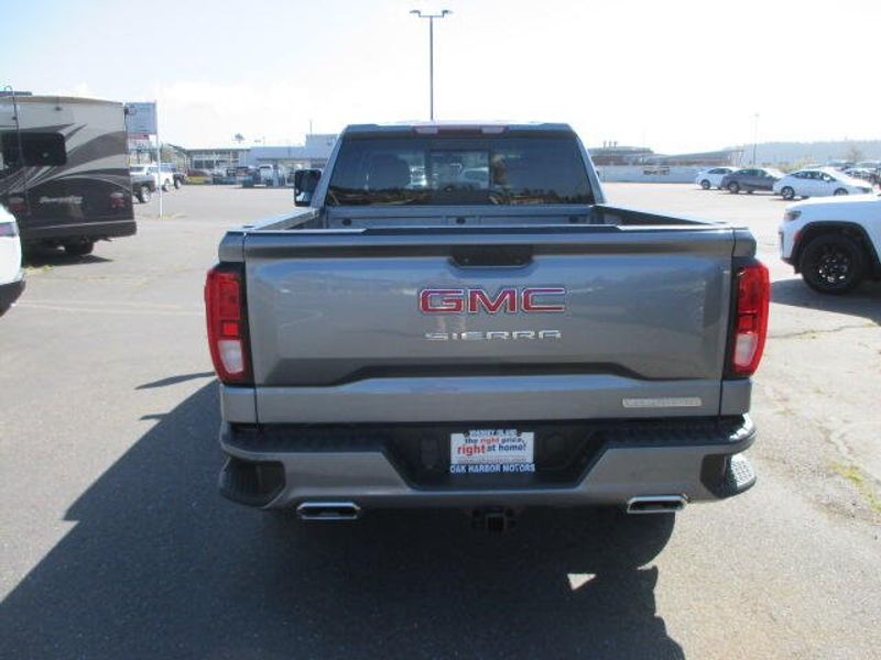 Used 2020 GMC Sierra 1500 ElevationImage 9
