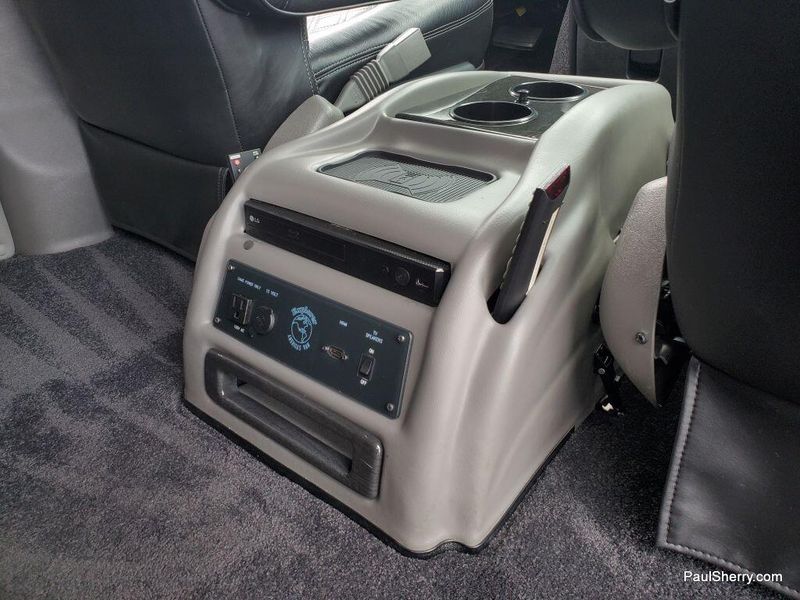 2019 GMC Savana 2500 Image 35