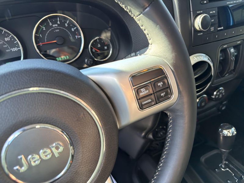 Used 2014 Jeep Wrangler Unlimited Freedom EditionImage 27