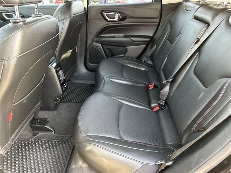 Used 2022 Jeep Compass TrailhawkImage 16