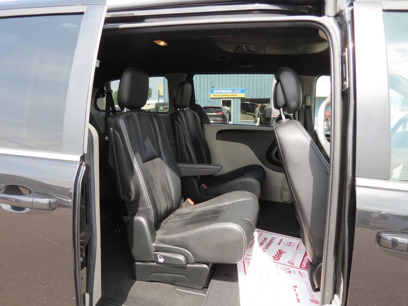 Used 2018 Dodge Grand Caravan SXT 4dr Mini VanImage 28