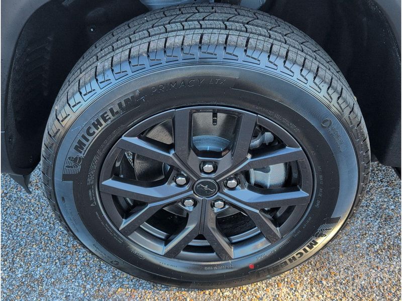 New 2027 Jeep Grand Cherokee L Laredo Altitude 4x2Image 9