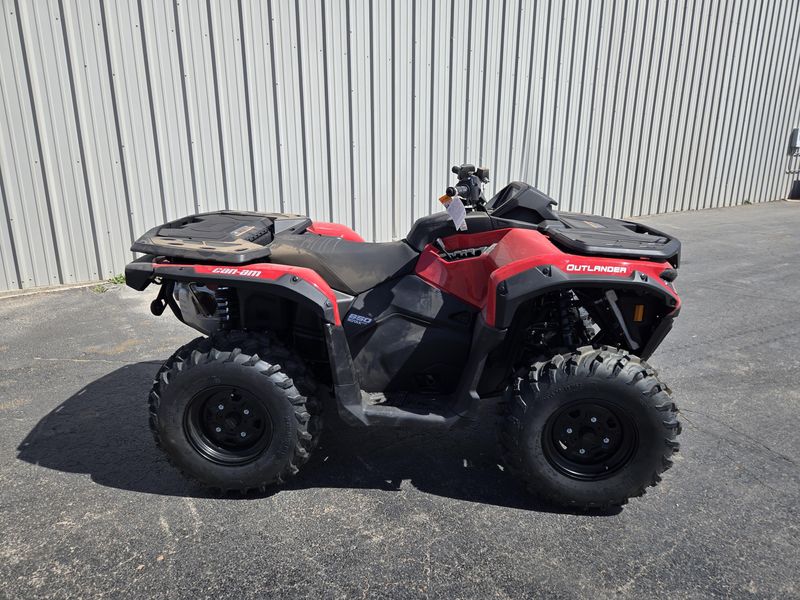 2025 CAN-AM OUTLANDER 850 LEGION RED  in a LEGION RED exterior color. Family PowerSports (877) 886-1997 familypowersports.com 