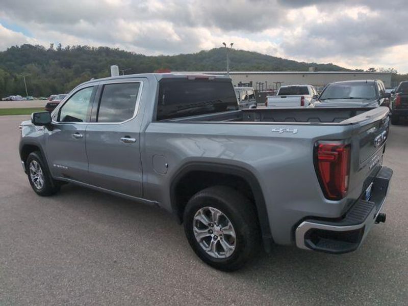 2025 Gmc Sierra SLT photo 4
