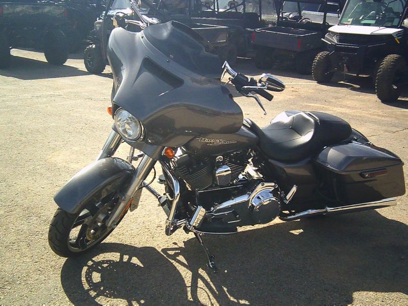USED 2015 HARLEY STREET GLIDE SPECIAL Image 3