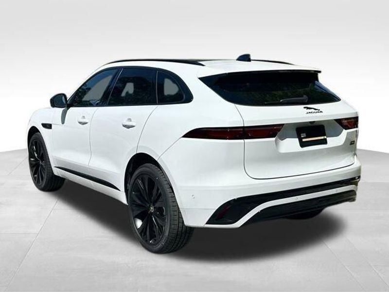 2026 Jaguar F-PACE R-Dynamic S