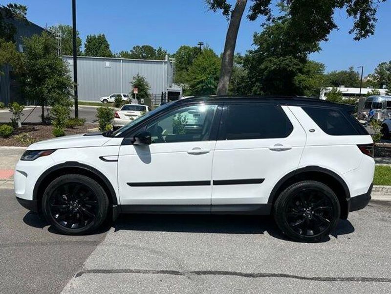 2022 Land Rover Discovery Sport SE